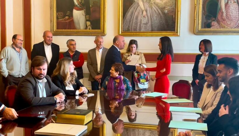 Toma de posesión de alumno aprobado 29 — Academia David Gibert